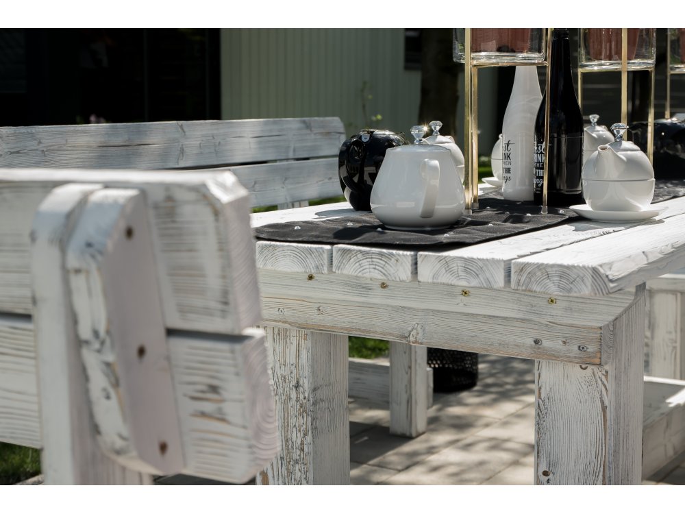 M16 Garden Furniture Set