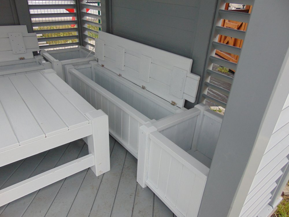 M19 Garden Furniture Set