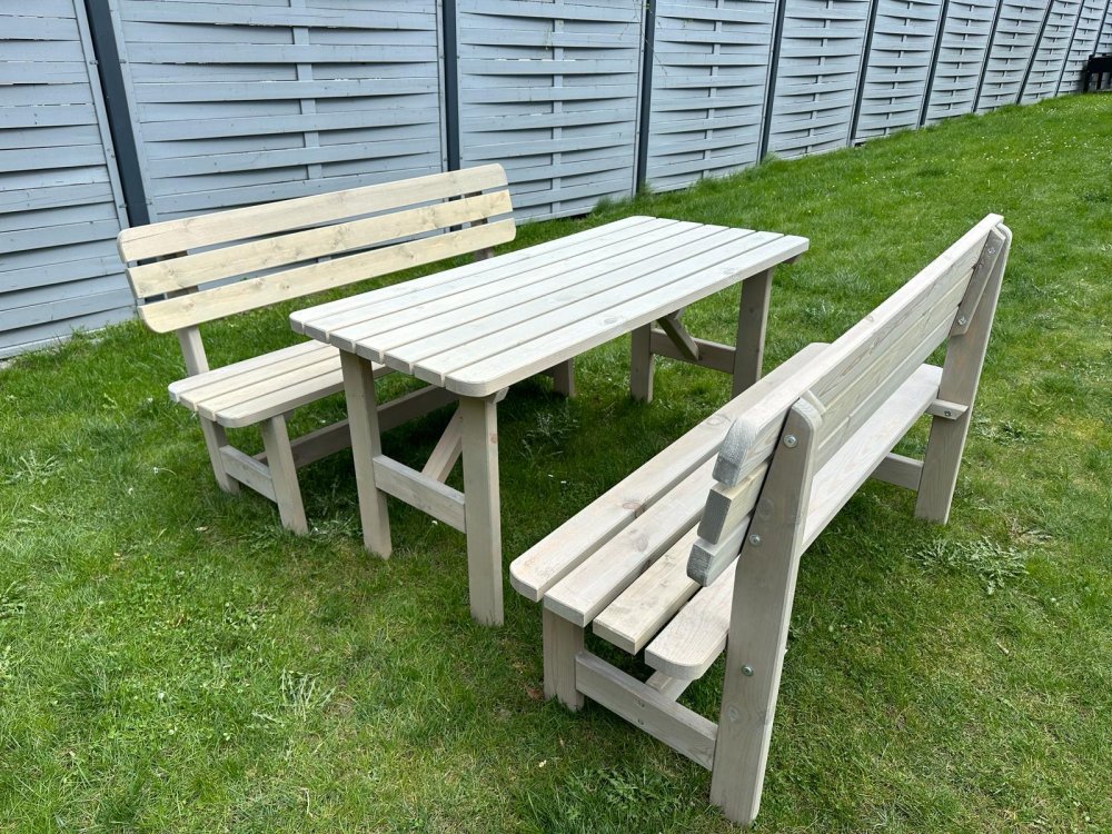 M8 Garden Furniture Set