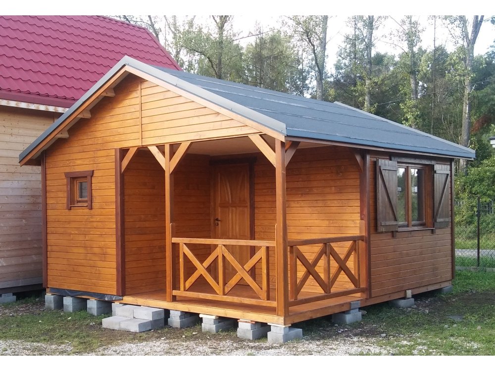 Kļavu koka māja 15–25 m²