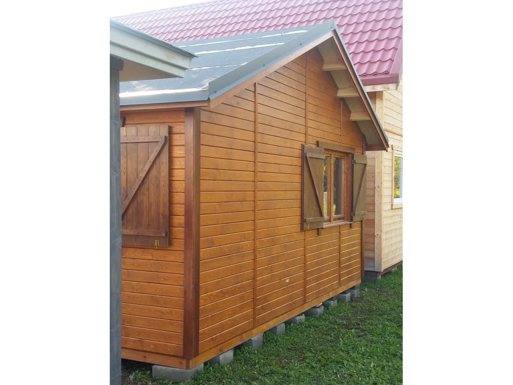 Kļavu koka māja 15–25 m²