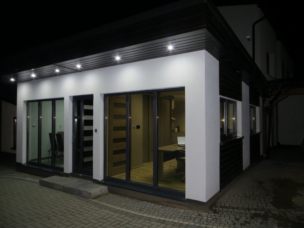 Office – 6.5 × 6.5 m