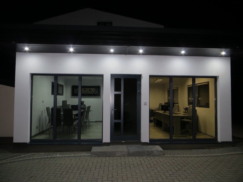 Office – 6.5 × 6.5 m