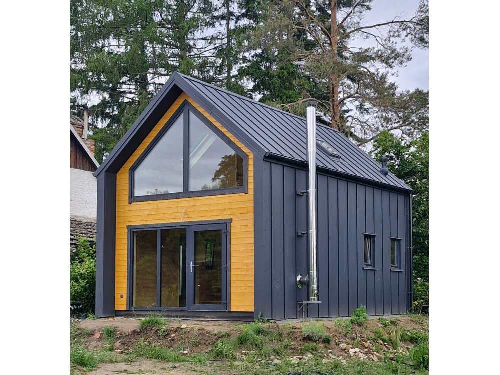 Willow Modern W1 koka māja – 5 × 7 m | 35 m²