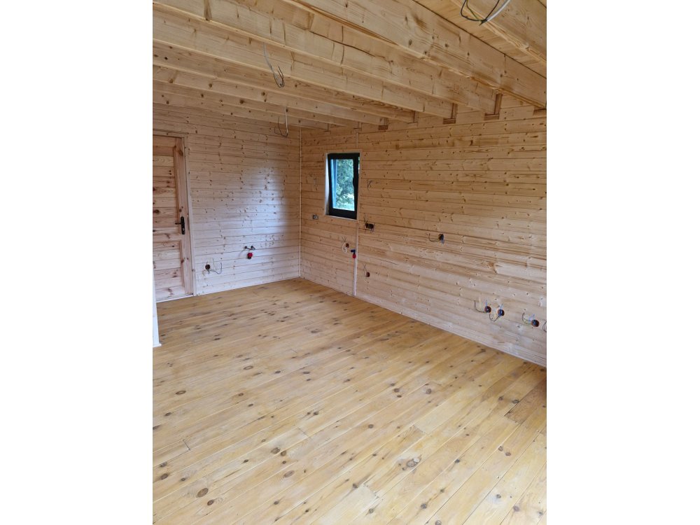 Willow Modern W1 koka māja – 5 × 7 m | 35 m²